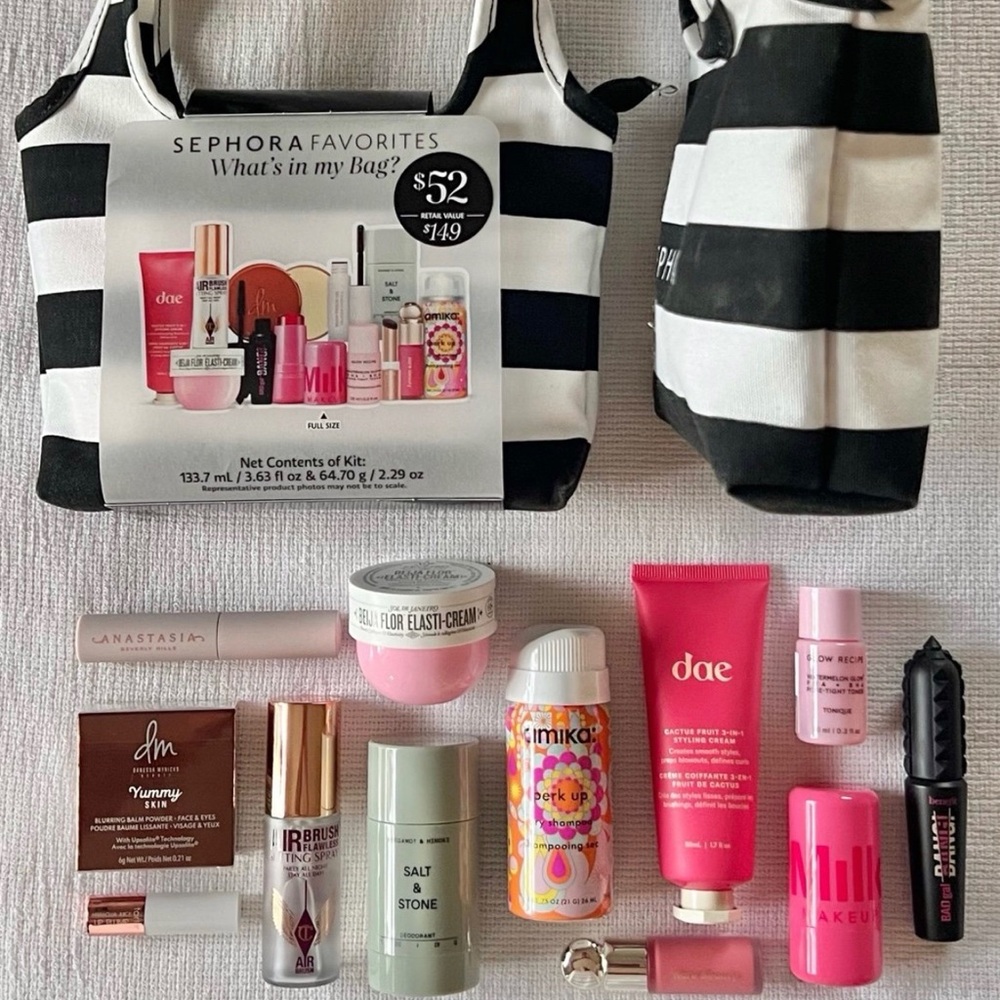 Sephora Favorite What's in my Bag
